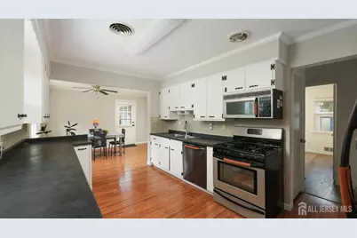 26 Lynn Avenue, Middlesex, NJ 08846 - Photo 1