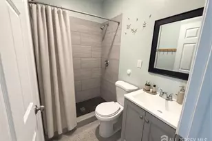 24 Sanford St, Trenton, NJ 08618 - Photo 5