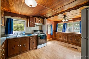 3 Carol Rd, South Brunswick Township, NJ 08852 - Photo 7