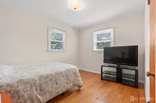 13 Briarwood Dr, Franklin Township, NJ 08873 - Photo 21