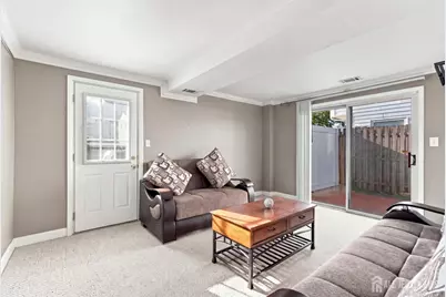 85 E Laurel Street, Carteret, NJ 07008 - Photo 21