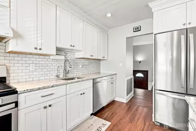 85 E Laurel Street, Carteret, NJ 07008 - Photo 13