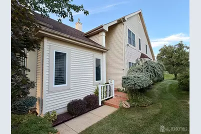 49 Dawson Lane, Monroe Township, NJ 08831 - Photo 3