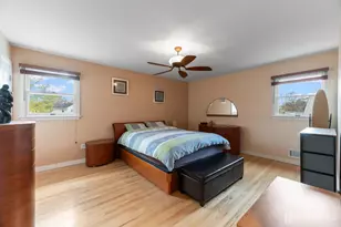 990 Hoover Dr, North Brunswick Township, NJ 08902 - Photo 19