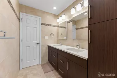 990 Hoover Drive, North Brunswick Township, NJ 08902 - Photo 29