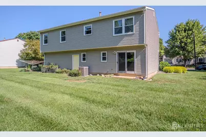31 Pullman Loop, South Brunswick Township, NJ 08810 - Photo 7