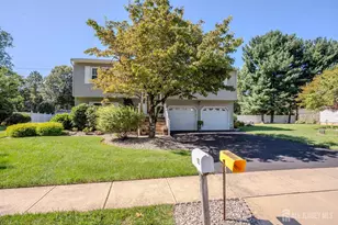 31 Pullman Loop, South Brunswick Township, NJ 08810 - Photo 3