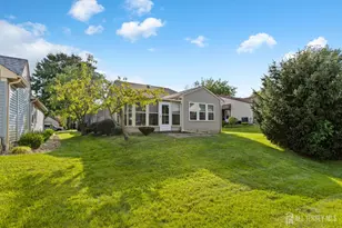 5 Thomas Paine Dr, Monroe Township, NJ 08831 - Photo 27