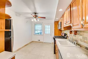 559 Wood Ave, Edison, NJ 08820 - Photo 13