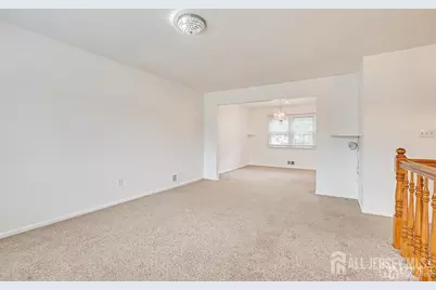 559 Wood Avenue, Edison, NJ 08820 - Photo 7