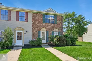 289 Bromley Pl, East Brunswick Township, NJ 08816 - Photo 3