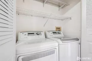289 Bromley Pl, East Brunswick Township, NJ 08816 - Photo 15