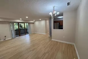 215 Aspen Dr, Plainsboro Township, NJ 08536 - Photo 5