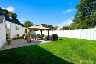 52 Leeds Dr, South Plainfield, NJ 07080 - Photo 31