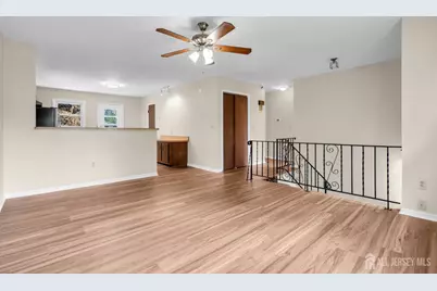 14 Dayton Avenue, Middlesex, NJ 08846 - Photo 9