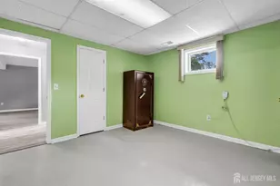 14 Dayton Ave, Middlesex, NJ 08846 - Photo 25