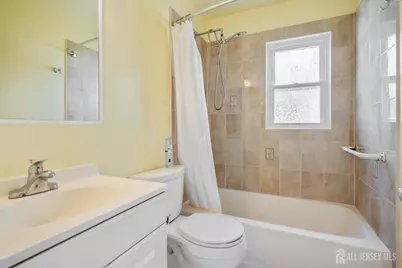 30 Runyon Avenue, Edison, NJ 08817 - Photo 21