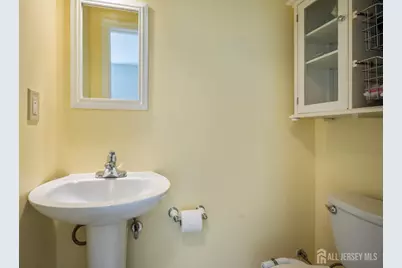 30 Runyon Avenue, Edison, NJ 08817 - Photo 23