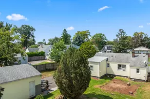 30 Runyon Ave, Edison, NJ 08817 - Photo 9