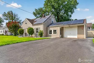 58 Hillcrest Ave, Edison, NJ 08817 - Photo 1