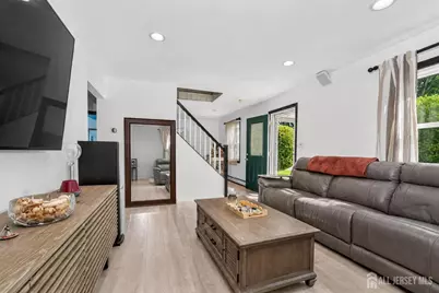 58 Hillcrest Avenue, Edison, NJ 08817 - Photo 11