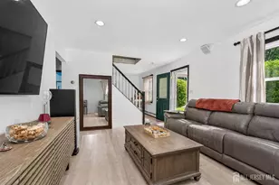 58 Hillcrest Ave, Edison, NJ 08817 - Photo 11