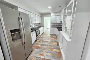 50 Thoreau Dr, Plainsboro Township, NJ 08536 - Photo 11