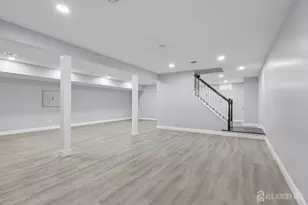 239 Suttons Ln, Edison, NJ 08817 - Photo 49