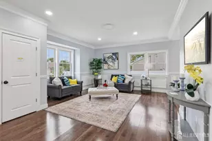 239 Suttons Ln, Edison, NJ 08817 - Photo 9