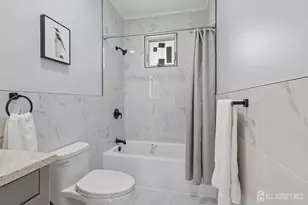 239 Suttons Ln, Edison, NJ 08817 - Photo 25