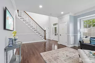 239 Suttons Ln, Edison, NJ 08817 - Photo 7