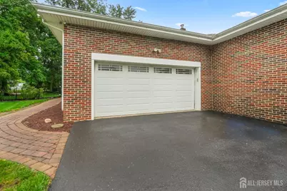 38 Van Ethel Drive, Middlesex, NJ 07747 - Photo 7