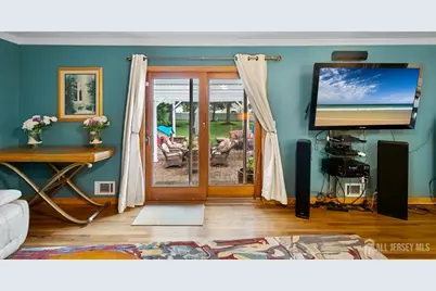 38 Van Ethel Drive, Middlesex, NJ 07747 - Photo 23