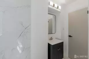 33 Larchmont Rd, Edison, NJ 08837 - Photo 21