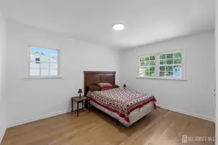 33 Larchmont Rd, Edison, NJ 08837 - Photo 13