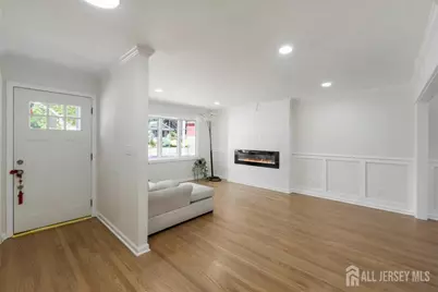 33 Larchmont Road, Edison, NJ 08837 - Photo 5