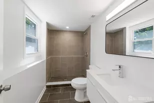 33 Larchmont Rd, Edison, NJ 08837 - Photo 23
