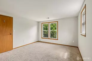 55 Jefferson Dr, Piscataway Township, NJ 08854 - Photo 5