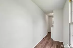 55 Jefferson Dr, Piscataway Township, NJ 08854 - Photo 29