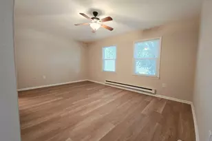 526N Terry Ln, Monroe Township, NJ 08831 - Photo 9