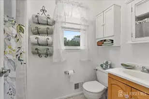 102 Fawn Dr, Old Bridge Township, NJ 07747 - Photo 21