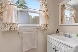 102 Fawn Dr, Old Bridge Township, NJ 07747 - Photo 15
