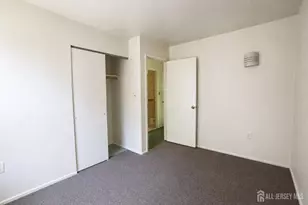 20 Delikat Ln, Sayreville, NJ 08872 - Photo 11