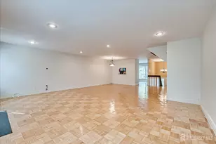 3902 Springbrook Dr, Edison, NJ 08820 - Photo 19