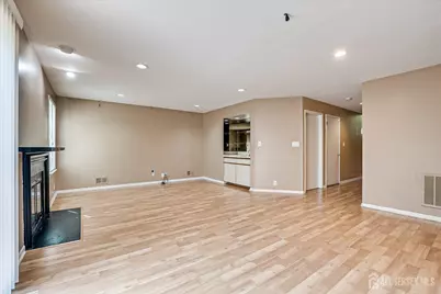 3902 Spring Brook Drive, Edison, NJ 08820 - Photo 23