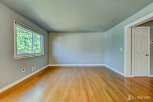 1705 N Oaks Blvd N, North Brunswick Township, NJ 08902 - Photo 11