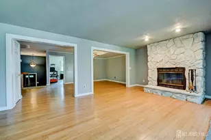1705 N Oaks Blvd N, North Brunswick Township, NJ 08902 - Photo 17