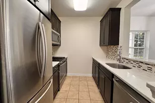 618 Strassle Wy, South Plainfield, NJ 07080 - Photo 9