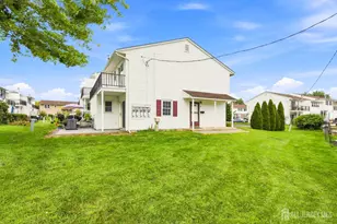 21 Iowa Ct, Old Bridge Township, NJ 07747 - Photo 3