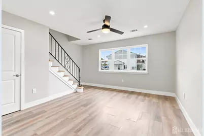 21 Iowa Court, Old Bridge Township, NJ 07747 - Photo 5